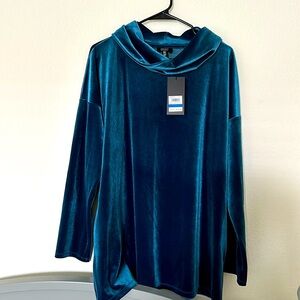 Velvet crew neck top